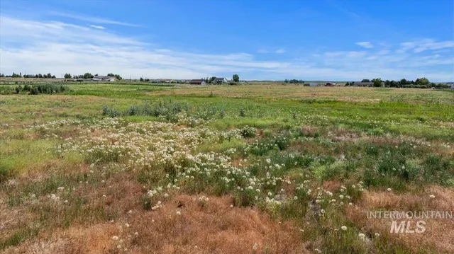 $120,000 | 530 North 170 East, Shoshone, ID 83352