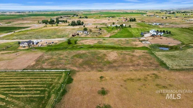 $120,000 | 530 North 170 East, Shoshone, ID 83352