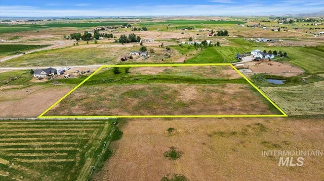 $120,000 | 530 North 170 East, Shoshone, ID 83352