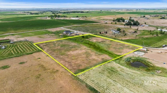 $120,000 | 530 North 170 East, Shoshone, ID 83352