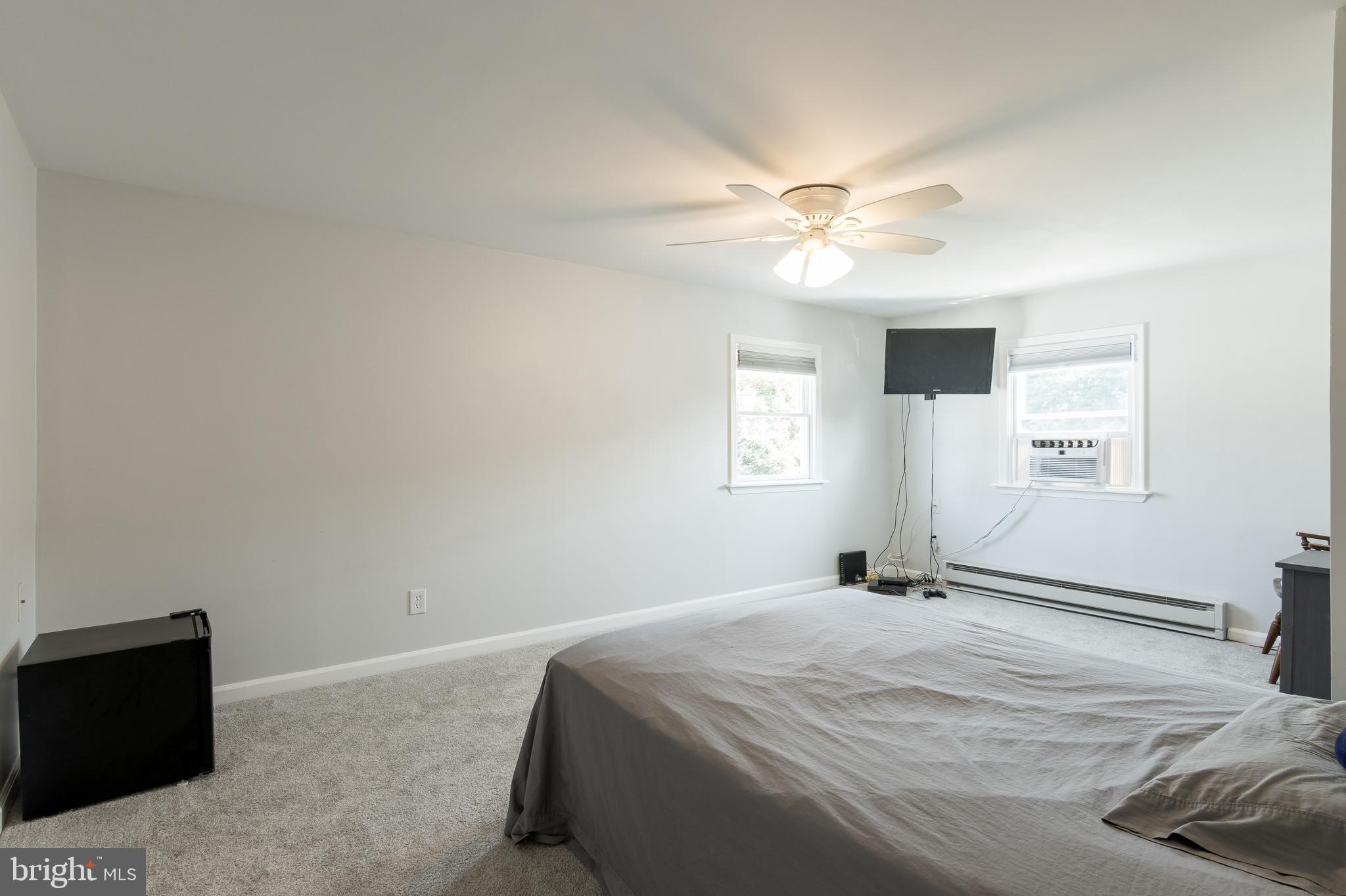 1416 Fairmount Road Hampstead, MD 21074 - Photo 15 of 32 Main bedroom on second floor