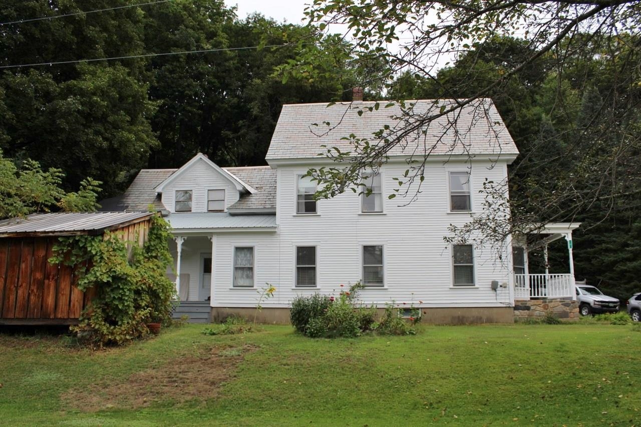 6 Commonwealth Avenue Springfield, VT 05156 - Photo 8 of 28
