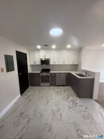 $2,000 | 8-10 South Broad Street, Unit B, Milford, CT 06460