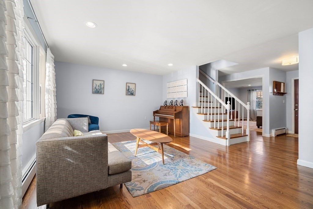 49 Juniper Road Andover, MA 01810 - Photo 11 of 39 Gallery Image 11