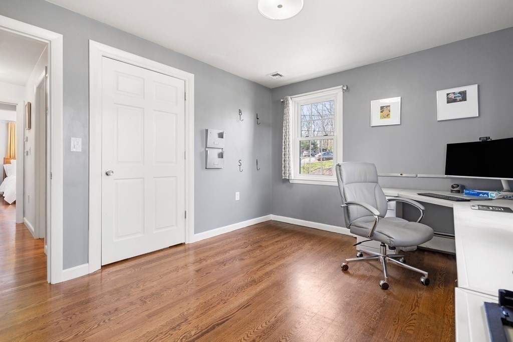 49 Juniper Road Andover, MA 01810 - Photo 23 of 39 Gallery Image 23