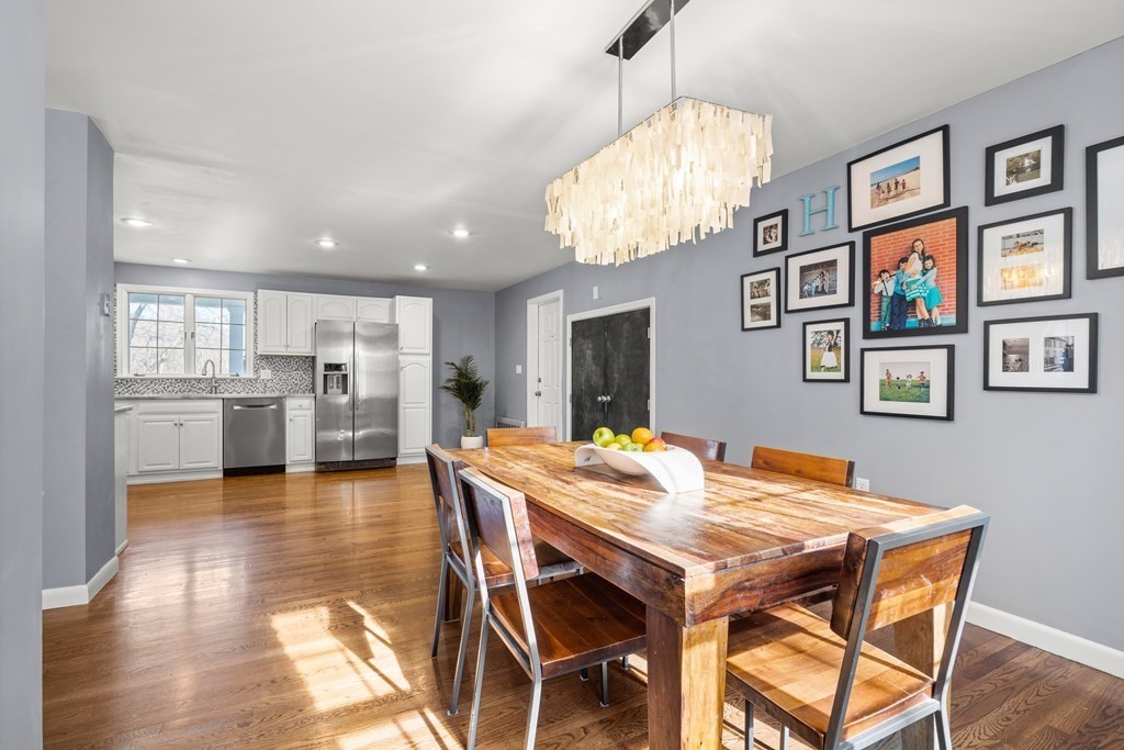 49 Juniper Road Andover, MA 01810 - Photo 8 of 39 Gallery Image 8