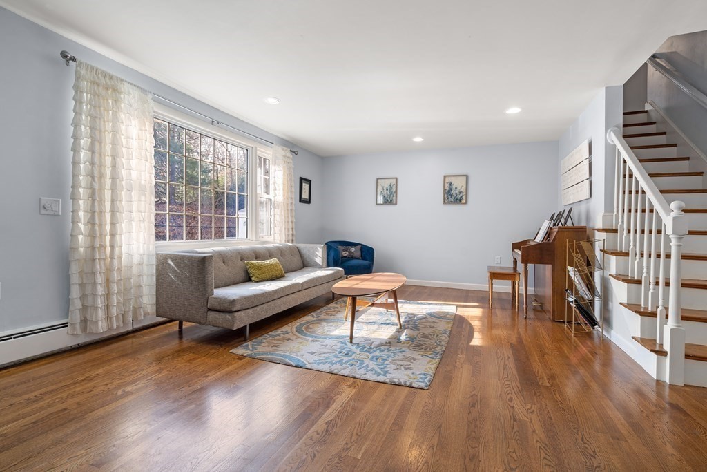 49 Juniper Road Andover, MA 01810 - Photo 10 of 39 Gallery Image 10