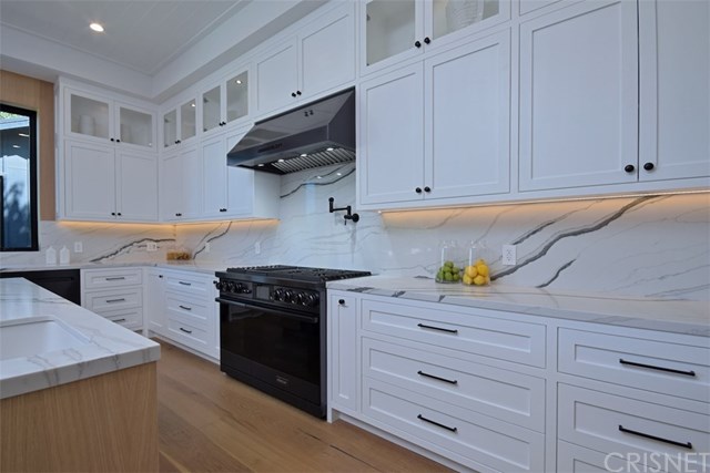 4988 Noeline Avenue Encino, CA 91436 - Photo 12 of 75