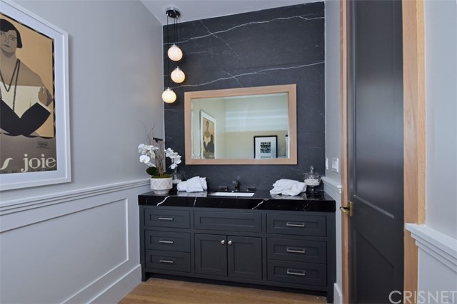 4988 Noeline Avenue Encino, CA 91436 - Photo 22 of 75