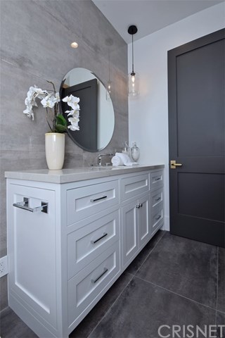 4988 Noeline Avenue Encino, CA 91436 - Photo 52 of 75