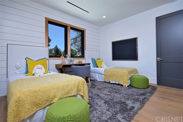 4988 Noeline Avenue Encino, CA 91436 - Photo 54 of 75