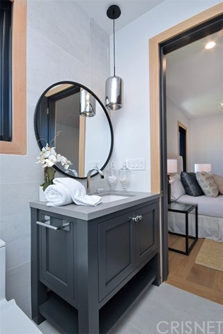 4988 Noeline Avenue Encino, CA 91436 - Photo 62 of 75