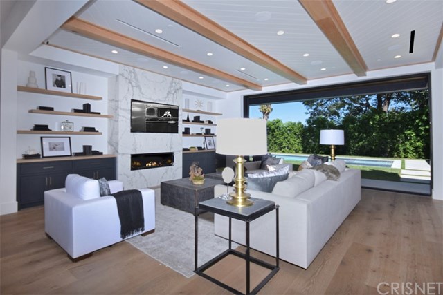 4988 Noeline Avenue Encino, CA 91436 - Photo 8 of 75