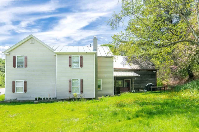$200,000 | 95 Main Street, Wells River, VT 05081