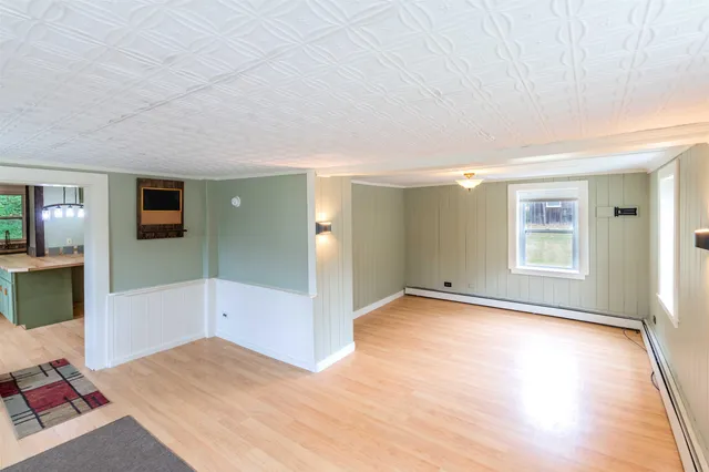 $200,000 | 95 Main Street, Wells River, VT 05081