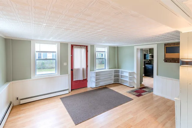 $200,000 | 95 Main Street, Wells River, VT 05081