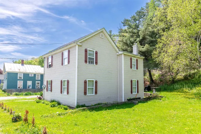 $200,000 | 95 Main Street, Wells River, VT 05081