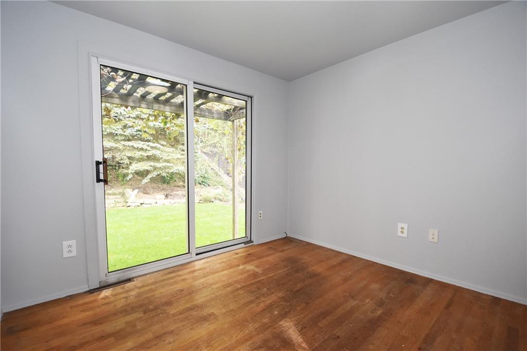 171 Parkedge Road Pittsburgh, PA 15220 - Photo 14 of 23 Gallery Image 14