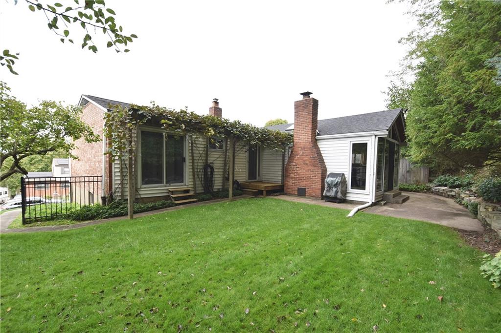 171 Parkedge Road Pittsburgh, PA 15220 - Photo 20 of 23 Gallery Image 20