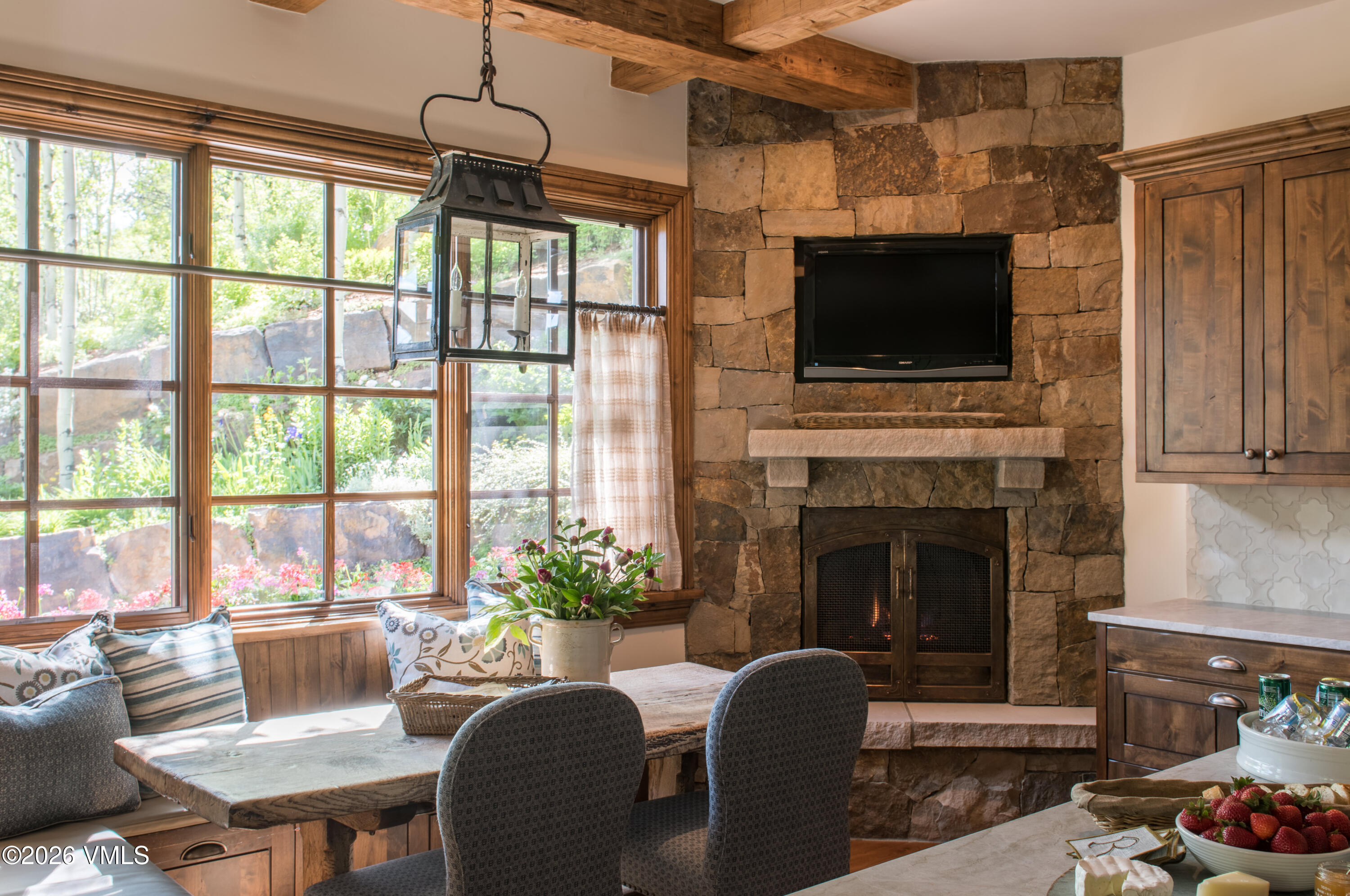 1631 Buffehr Creek Road Vail, CO 81657 - Photo 6 of 13 1631 hearth rm
