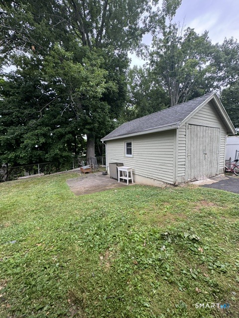 66 Windsor Avenue Meriden, CT 06451 - Photo 24 of 26