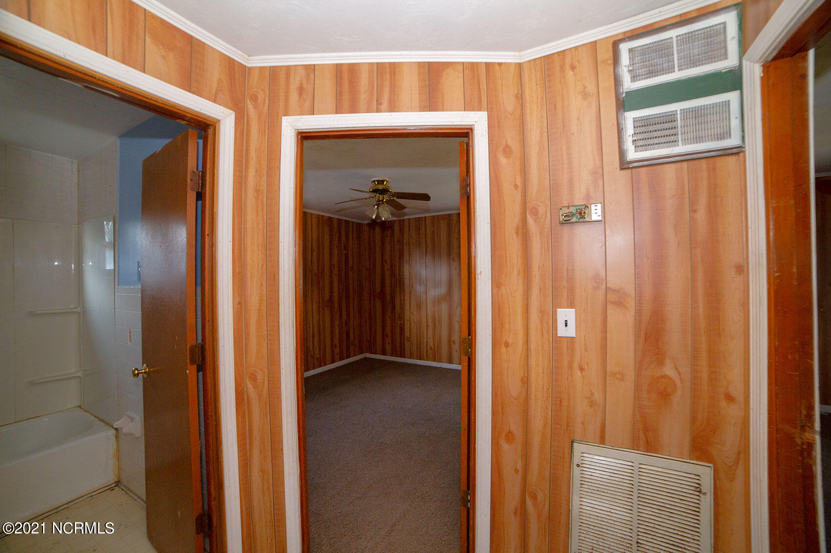 643 US Highway 1 South Rockingham, NC 28379 - Photo 24 of 44 24