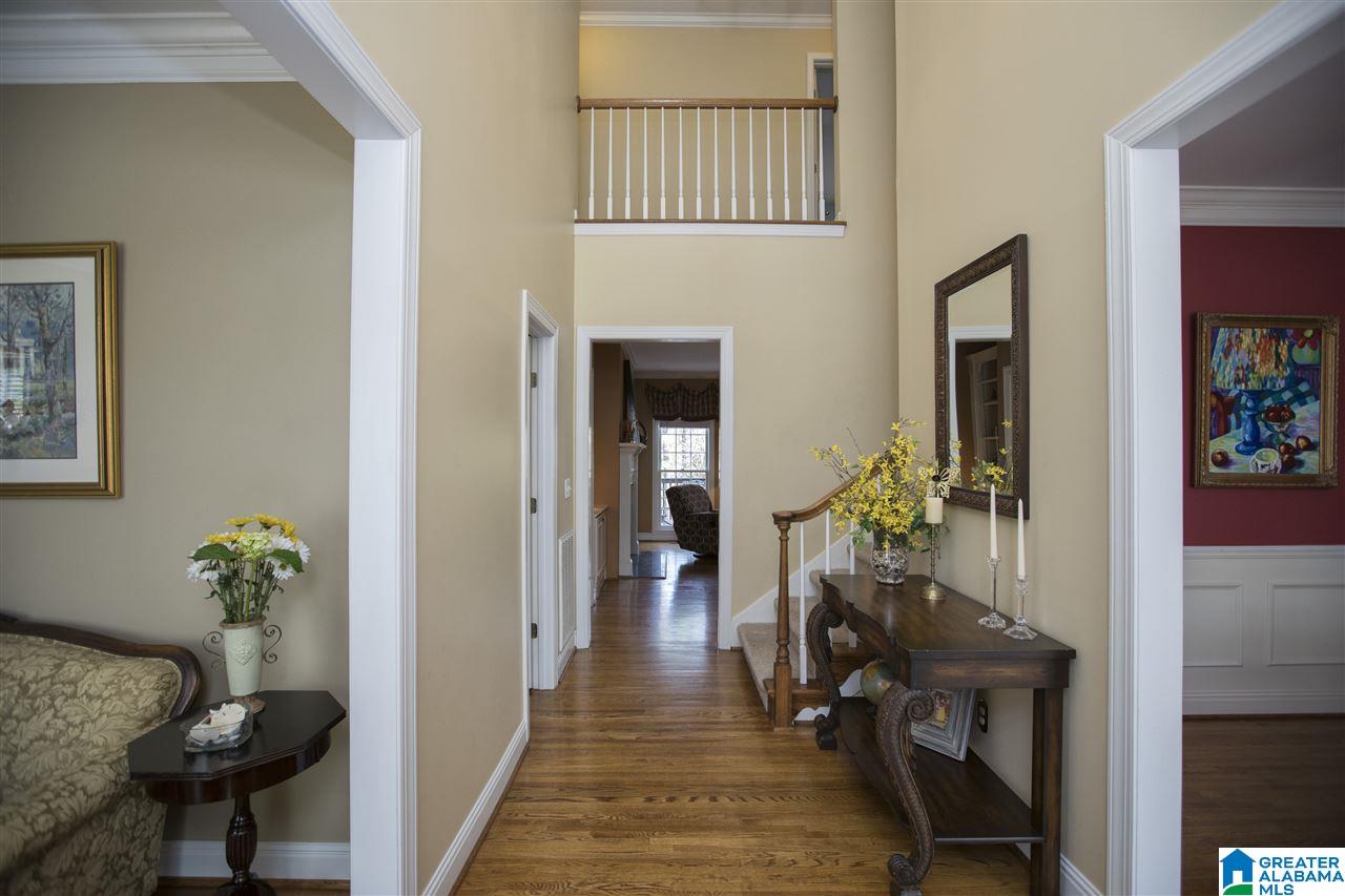 1009 Oak Tree Road Birmingham, AL 35244 - Photo 4 of 50