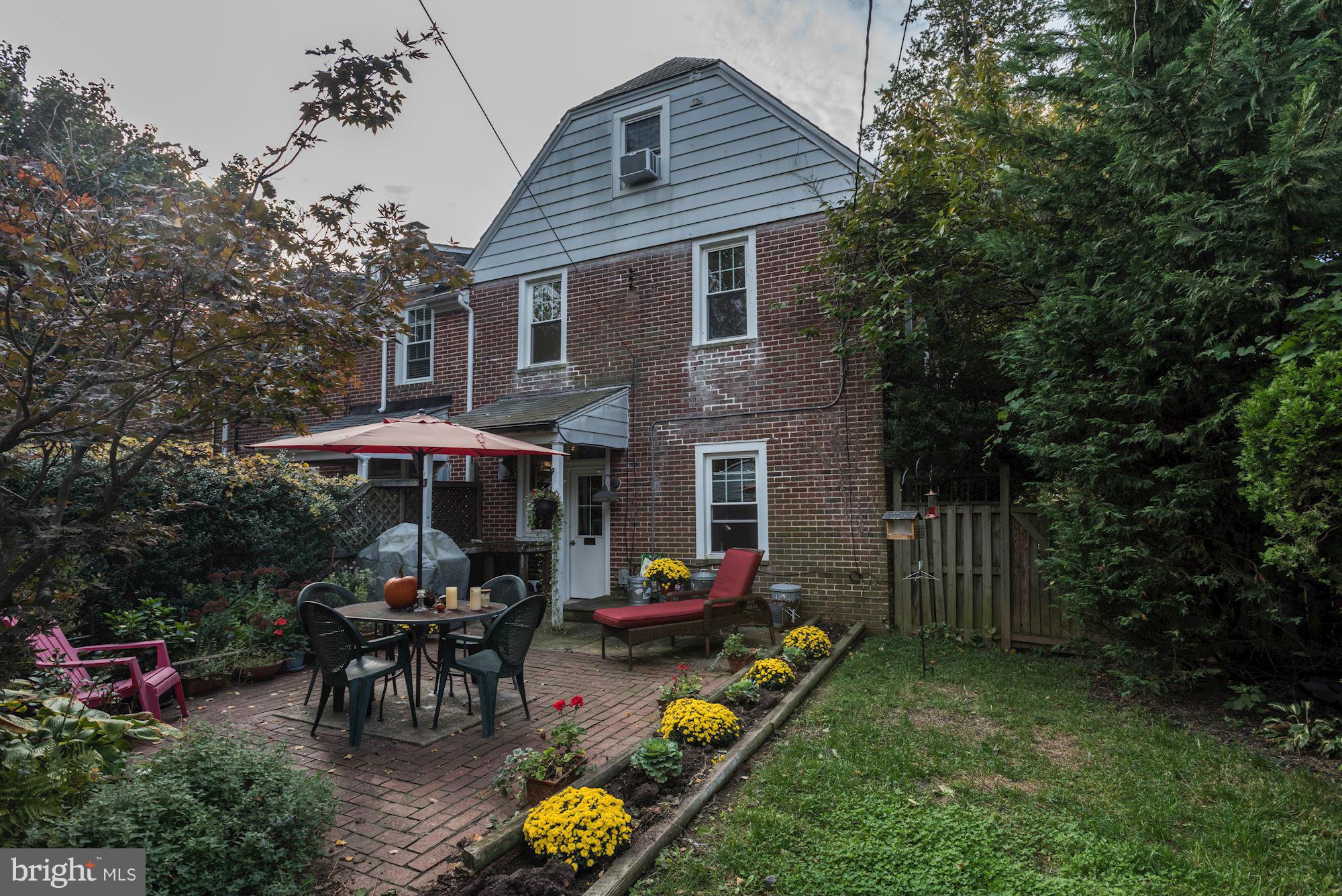 408 Hopkins Road Baltimore, MD 21212 - Photo 26 of 27 an outdoor space with lots of furniture and garden