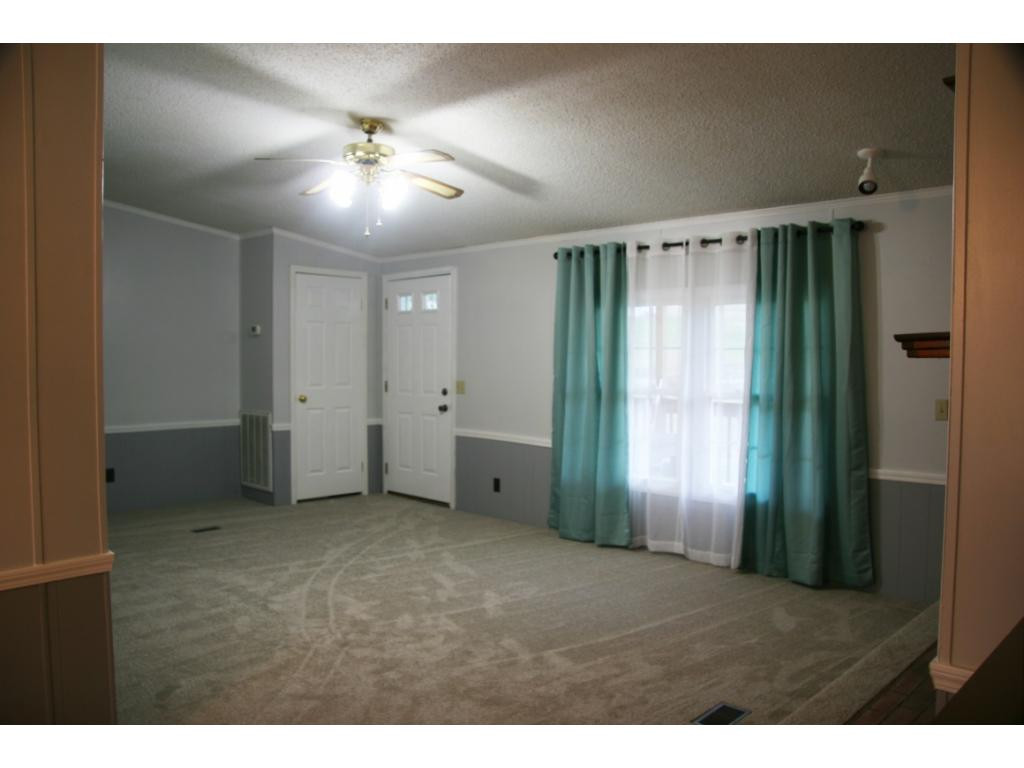 350 Wolfe Gilbert Road Dryden, VA 24243 - Photo 11 of 25 Photo 12
