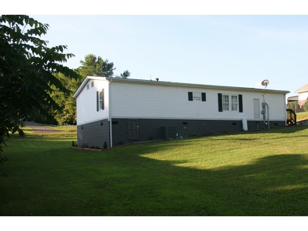 350 Wolfe Gilbert Road Dryden, VA 24243 - Photo 24 of 25 Photo 25