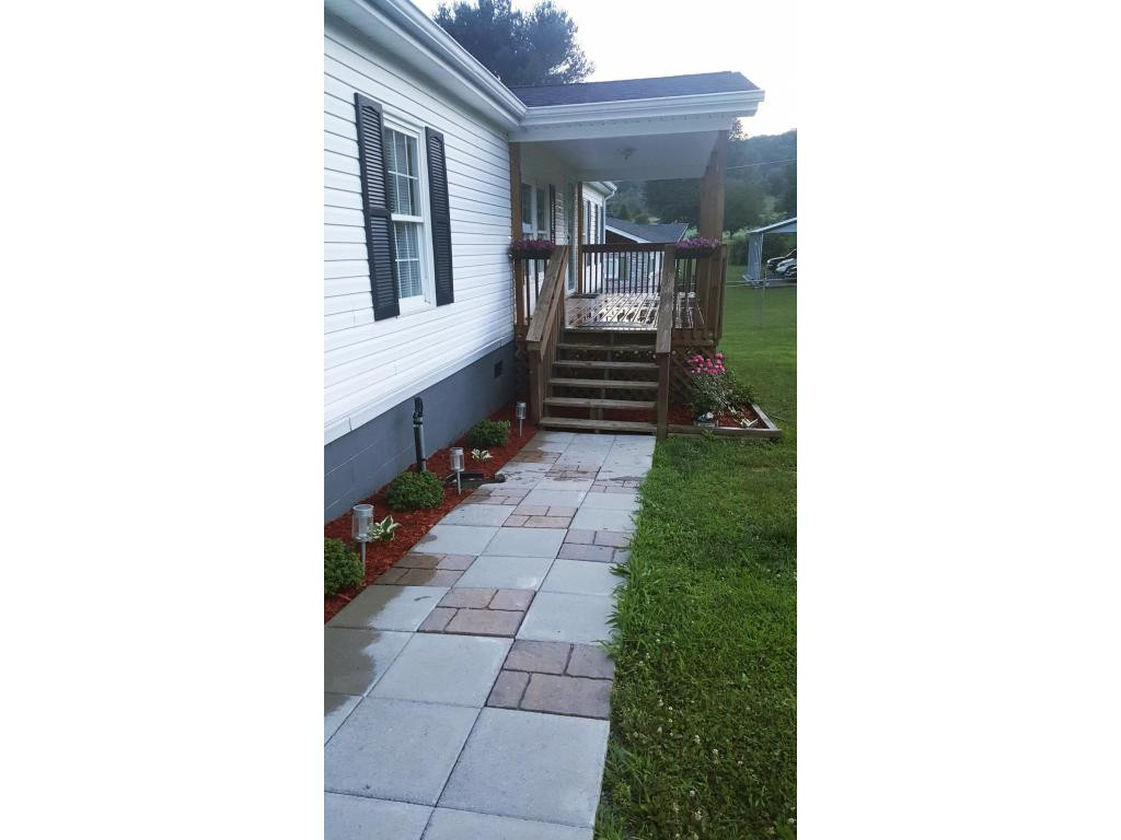 350 Wolfe Gilbert Road Dryden, VA 24243 - Photo 5 of 25 Photo 5