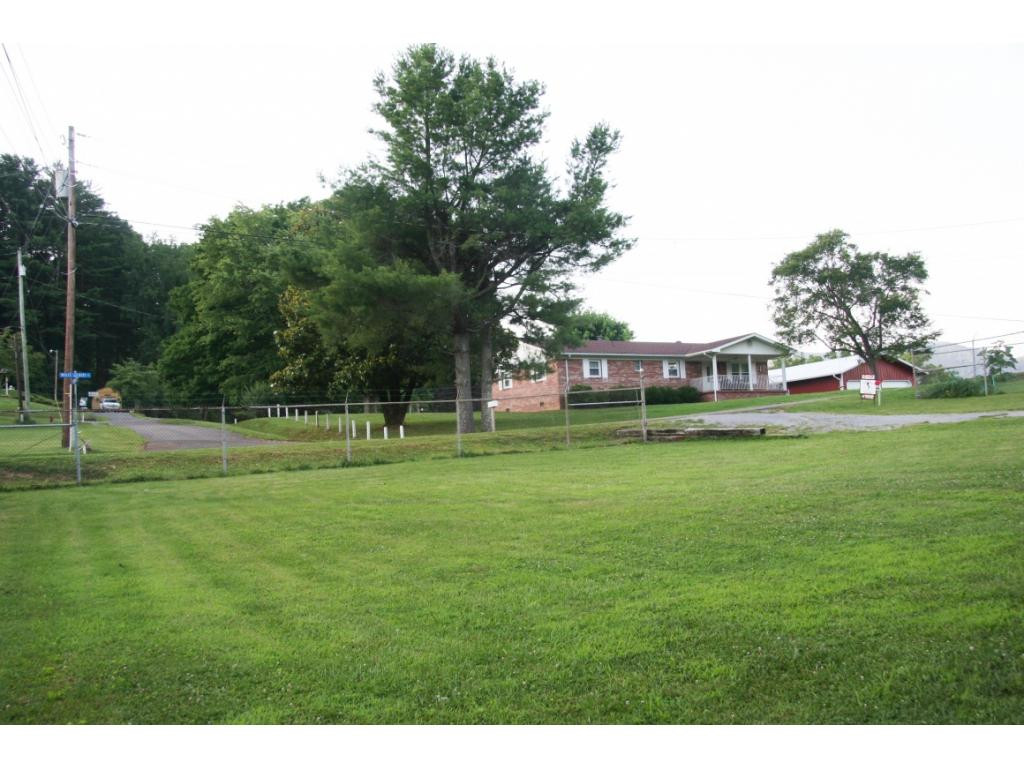 350 Wolfe Gilbert Road Dryden, VA 24243 - Photo 9 of 25 Photo 10