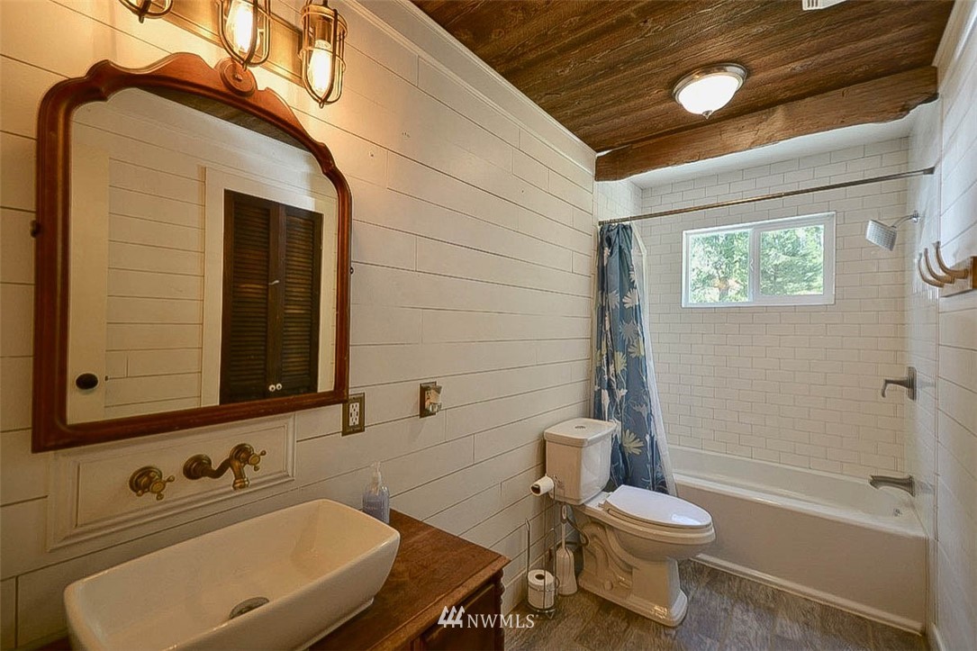 3203 Wishkah Road Aberdeen, WA 98520 - Photo 15 of 28 Gallery Image 15