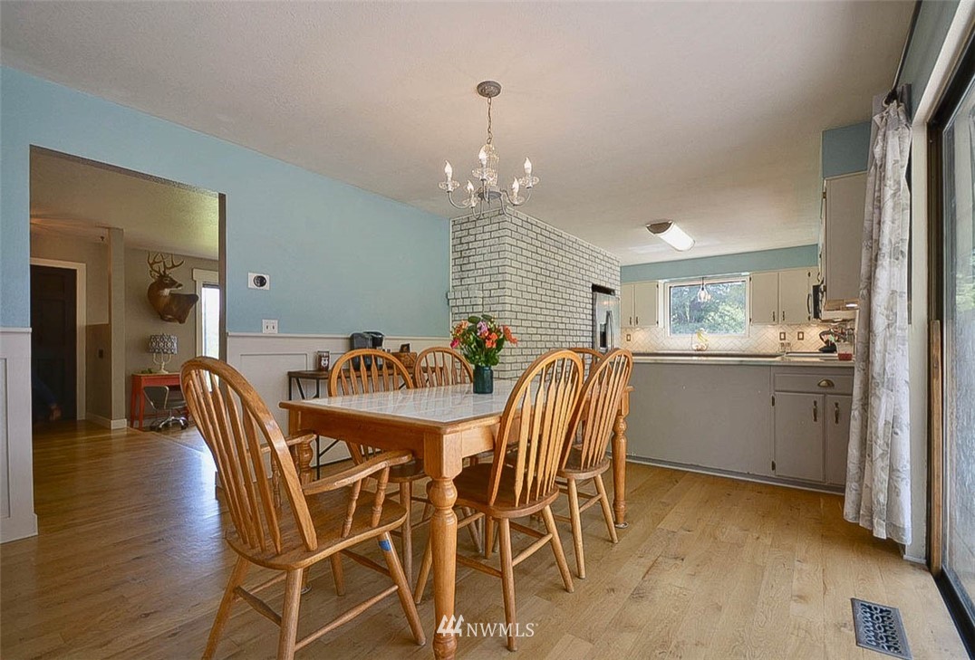 3203 Wishkah Road Aberdeen, WA 98520 - Photo 7 of 28 Gallery Image 7