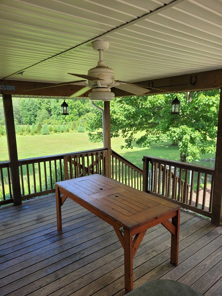 690 Blackhill Road Franklin, PA 16323 - Photo 6 of 18 Gallery Image 6