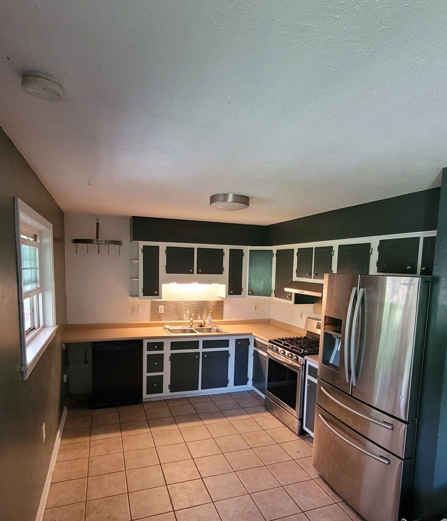 690 Blackhill Road Franklin, PA 16323 - Photo 7 of 18 Gallery Image 7