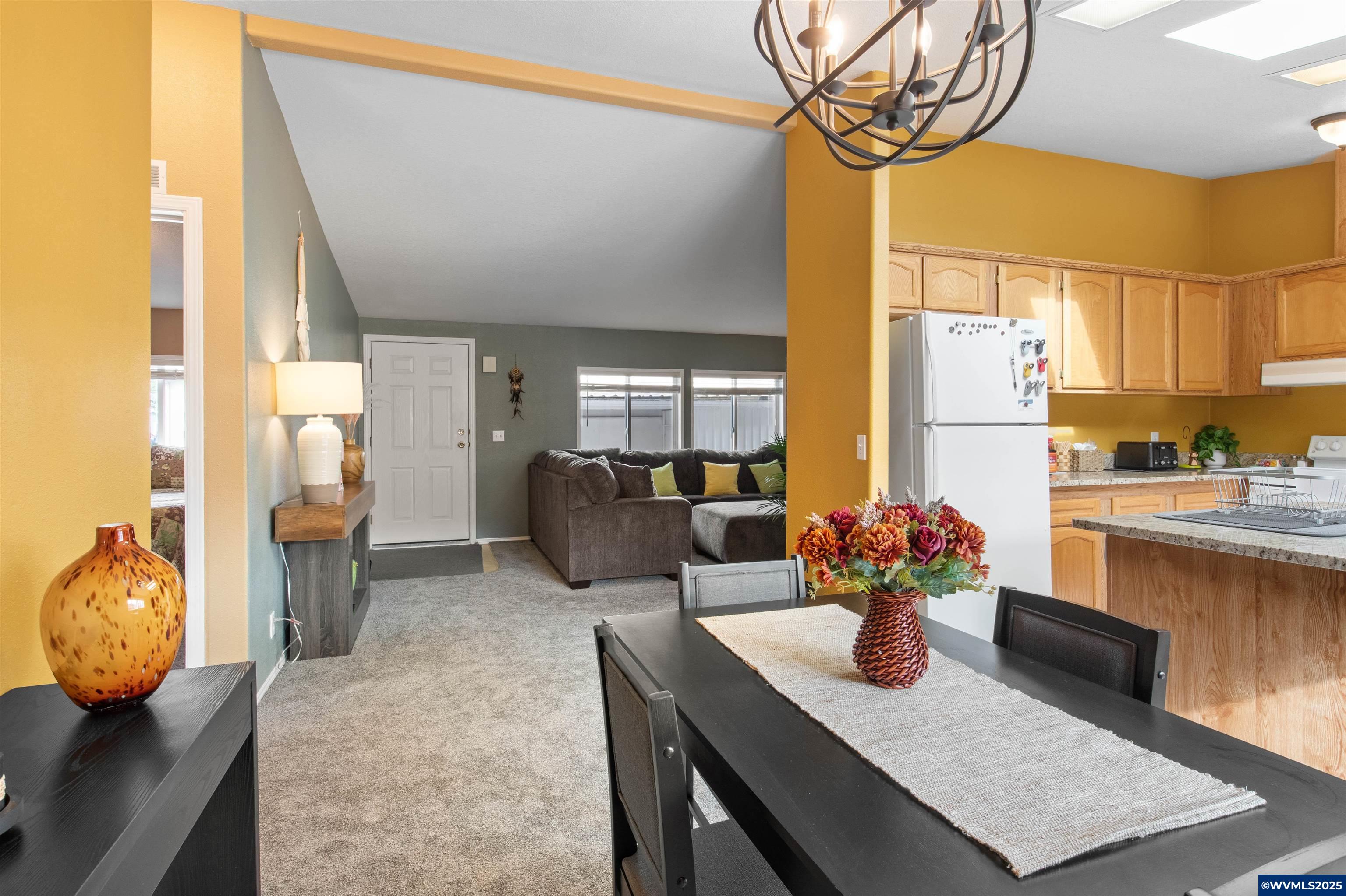 5422 Portland Road Northeast, Unit 22 Salem, OR 97305 - Photo 19 of 40