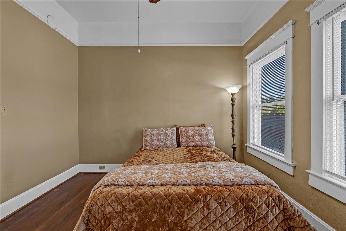 1239 D Street Reedley, CA 93654 - Photo 12 of 29 12-12