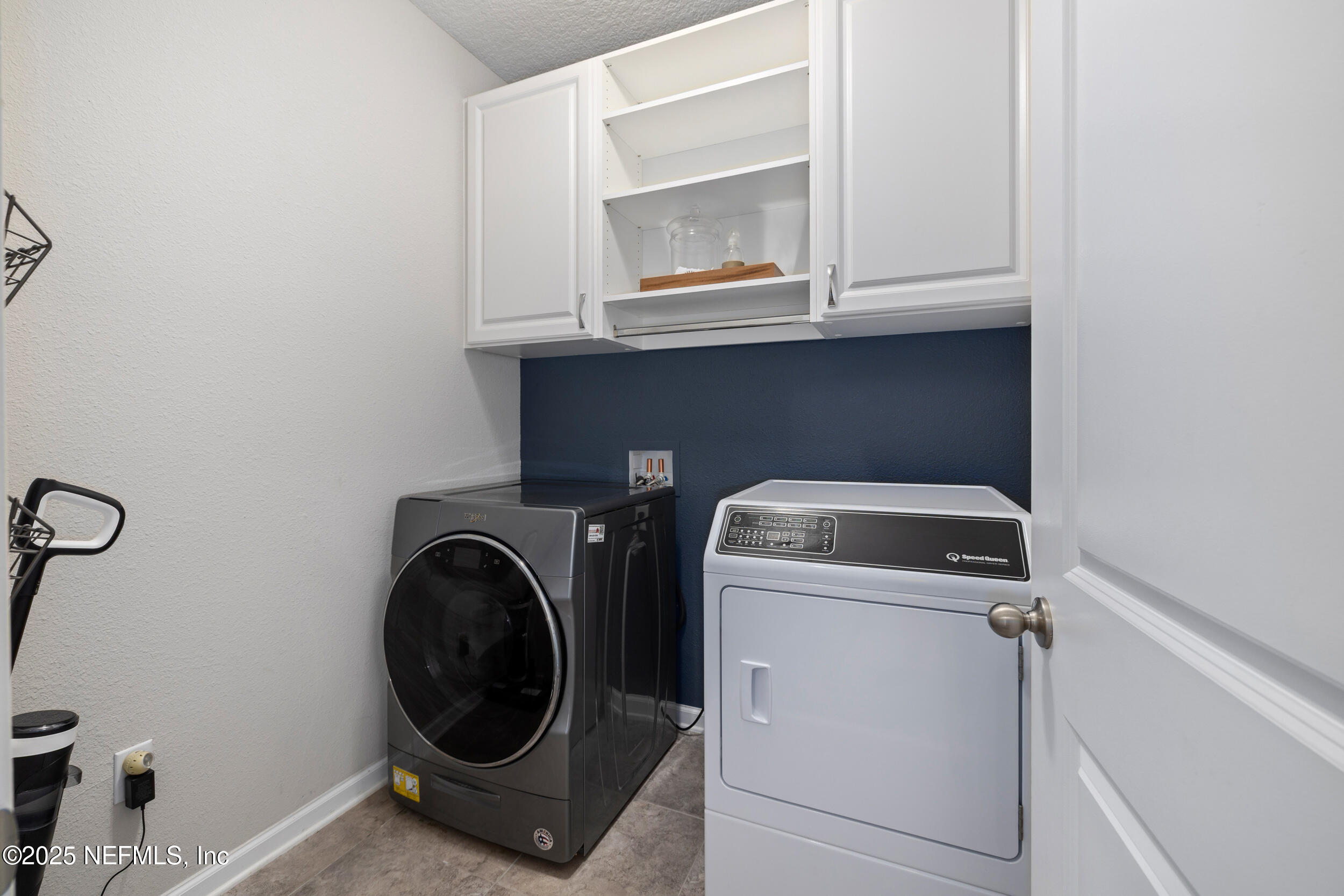 111 Beam Lane St. Augustine, FL 32095 - Photo 32 of 46 a utility room with dryer and washer