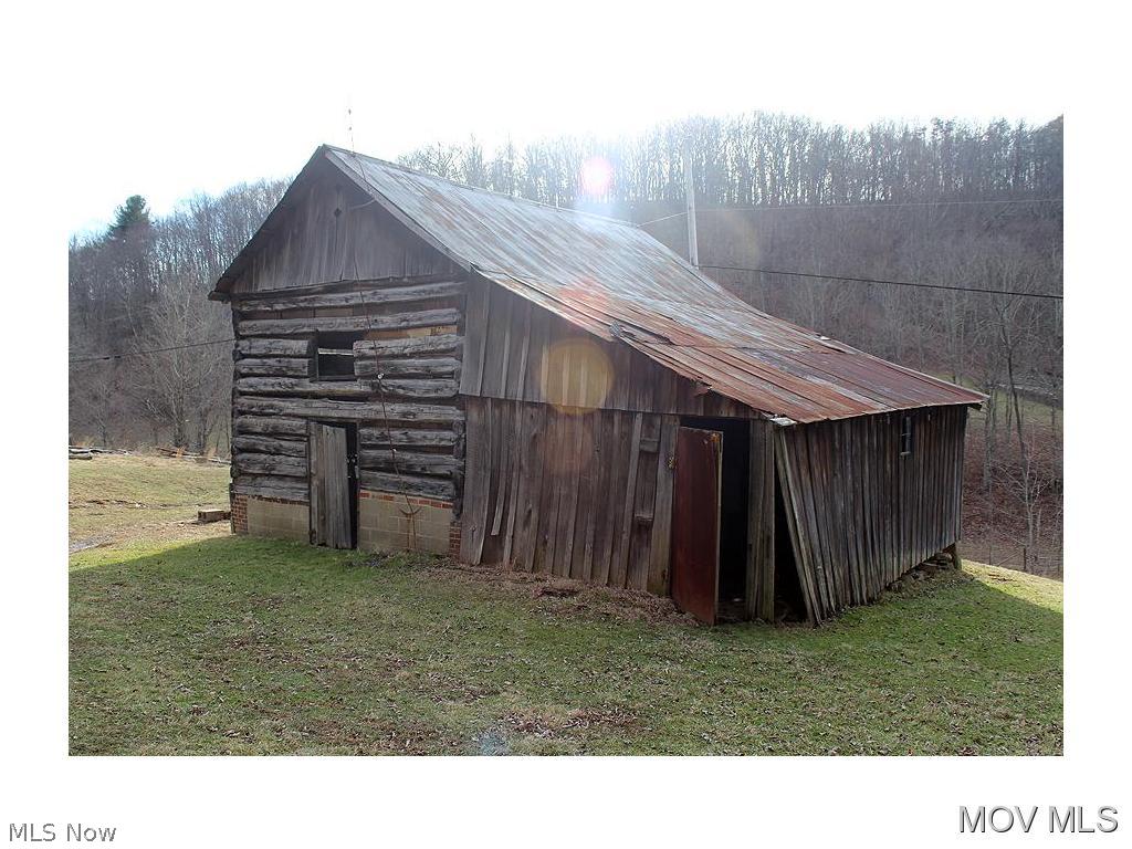 2600 Rock Run Road St. Marys, WV 26170 - Photo 23 of 24 Old log barn
