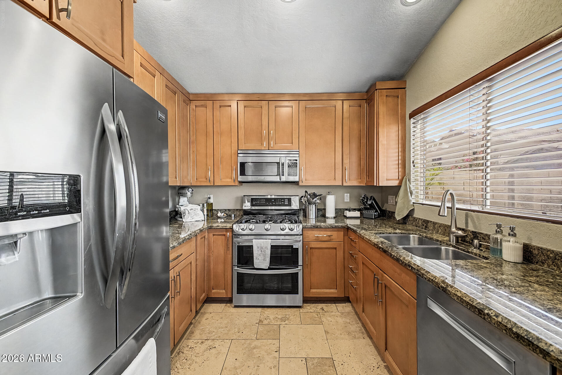 173 West Smoke Tree Road Gilbert, AZ 85233 - Photo 17 of 44 18 Smoke Tree