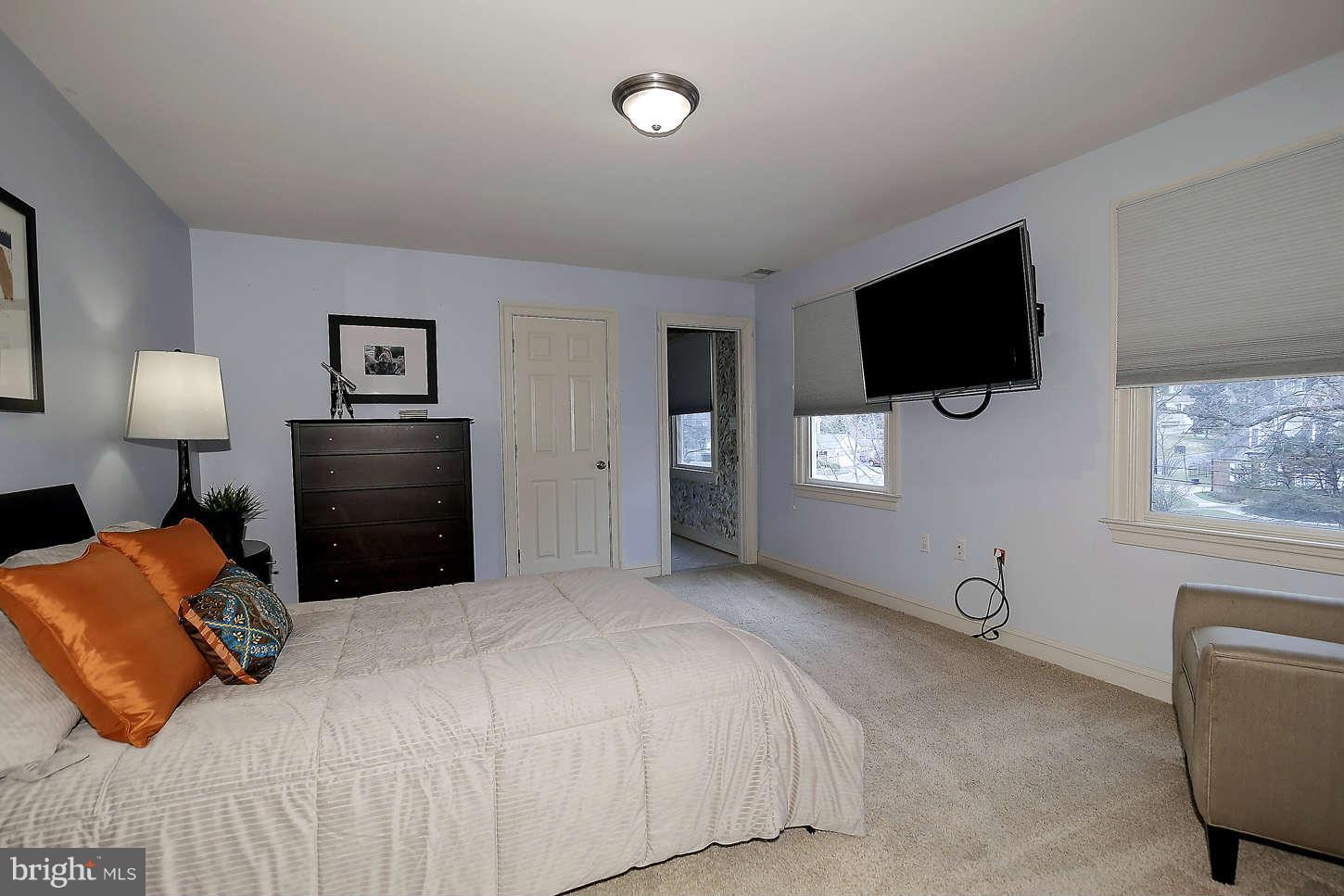 7908 Glendale Road Chevy Chase, MD 20815 - Photo 18 of 25 Bedroom