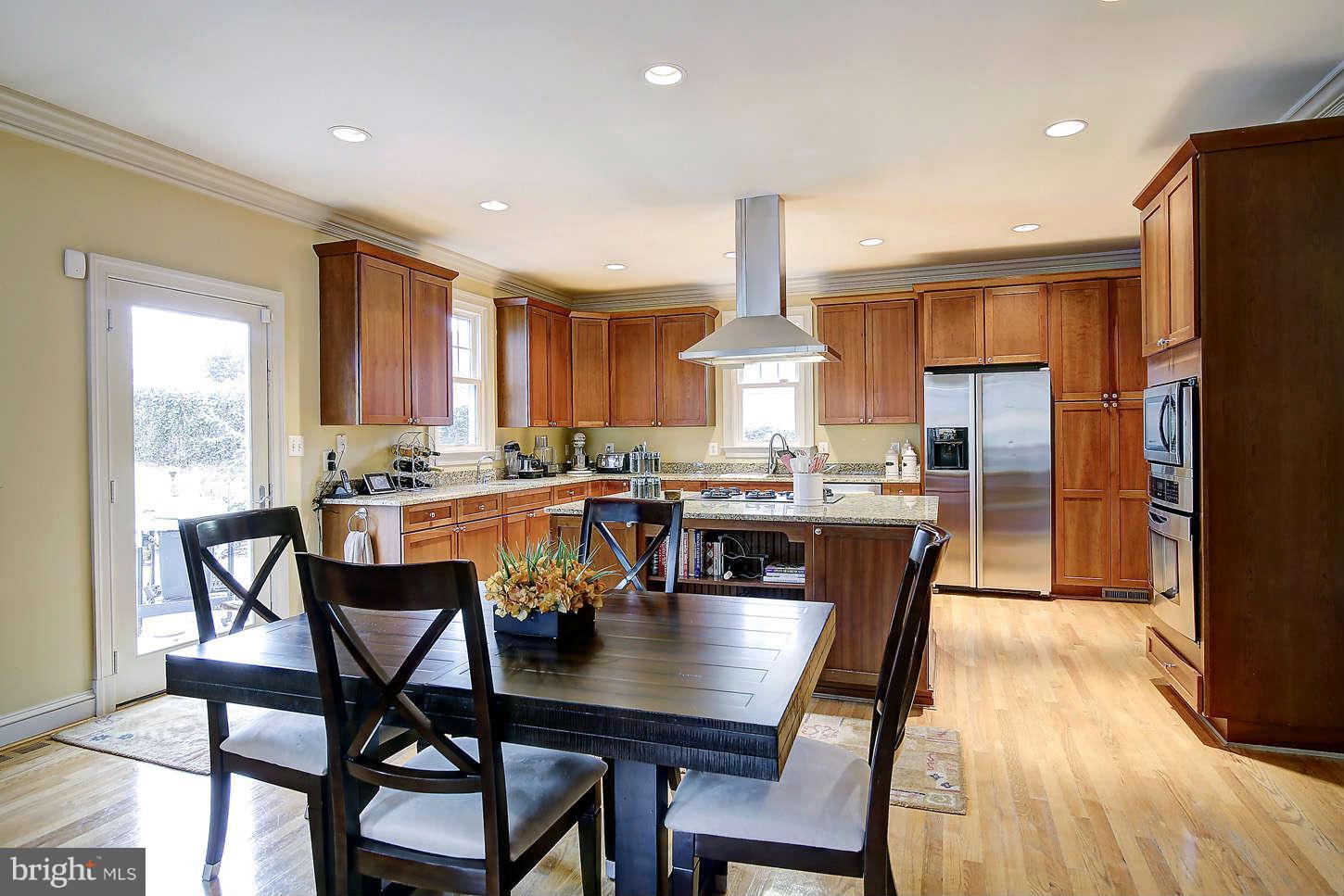 7908 Glendale Road Chevy Chase, MD 20815 - Photo 6 of 25 Kitchen