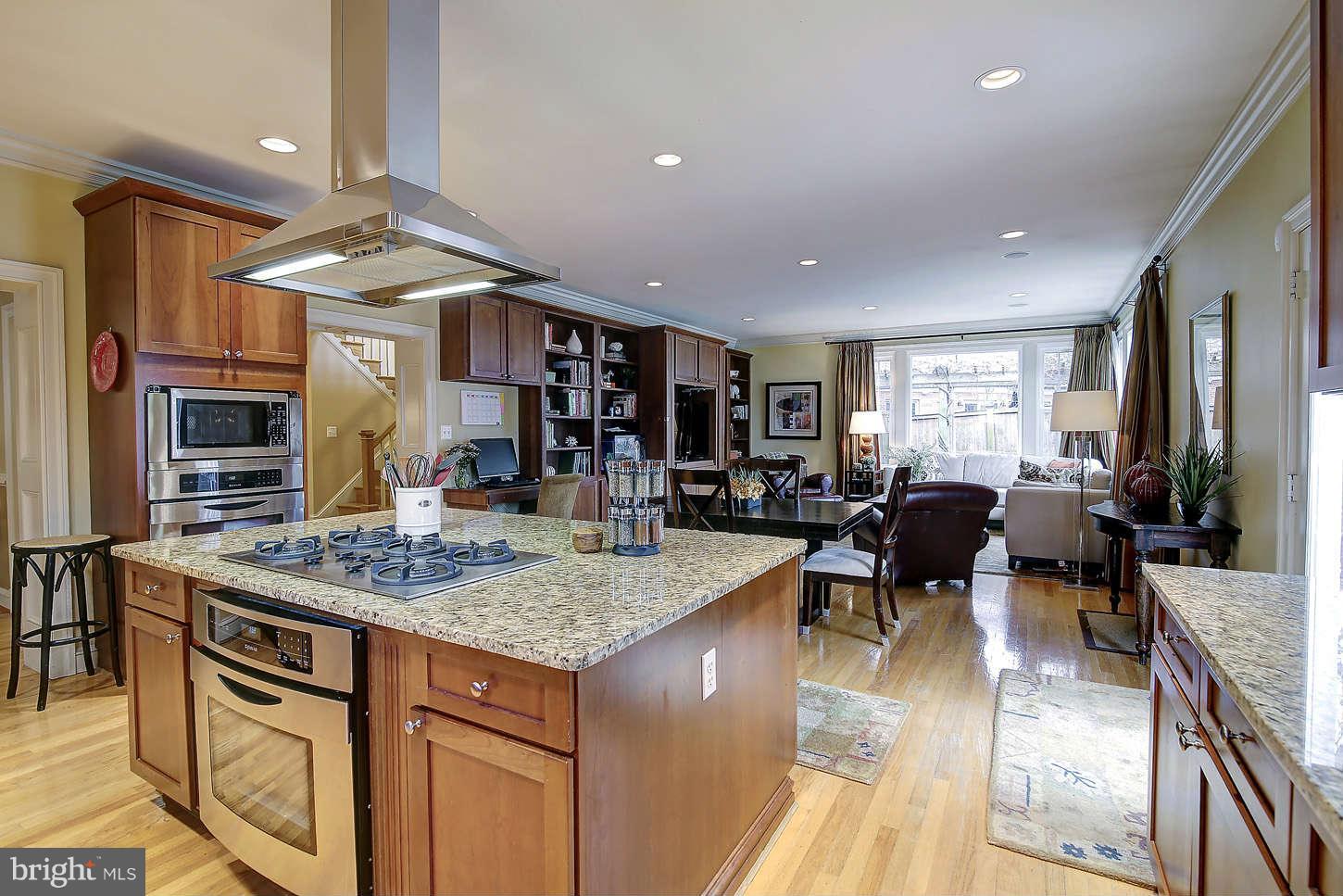 7908 Glendale Road Chevy Chase, MD 20815 - Photo 10 of 25 Kitchen