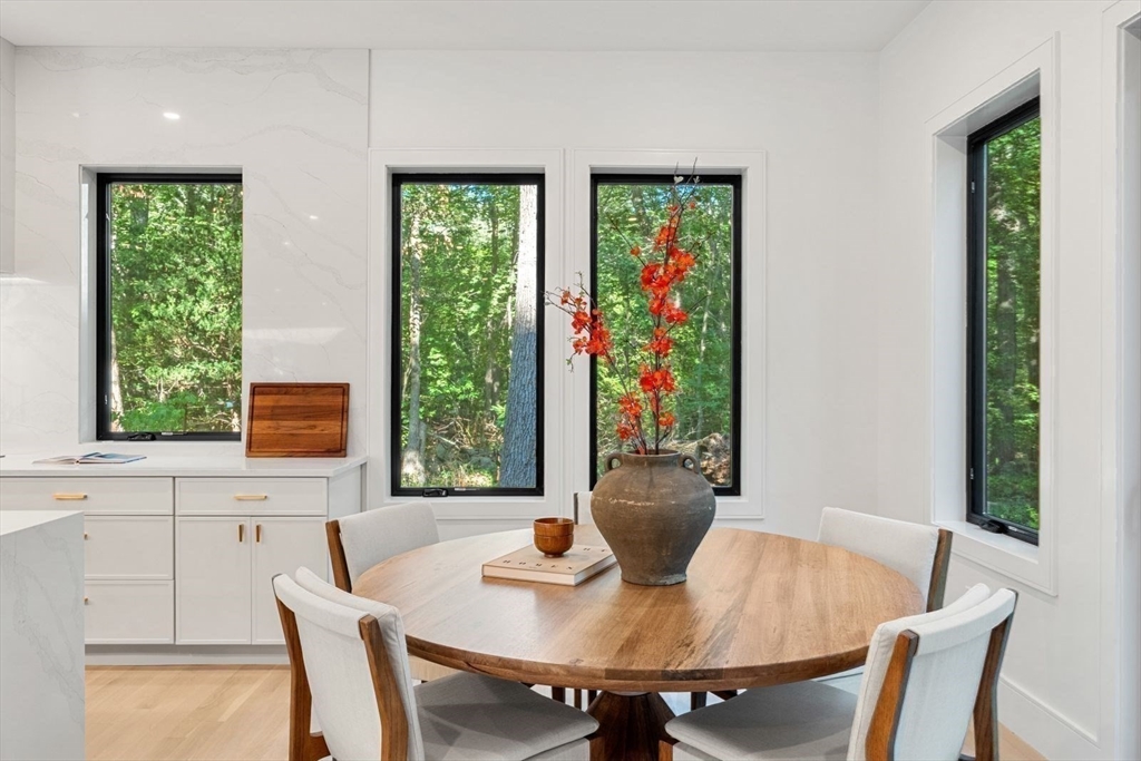 48 Sherburne Road Lexington, MA 02421 - Photo 15 of 40