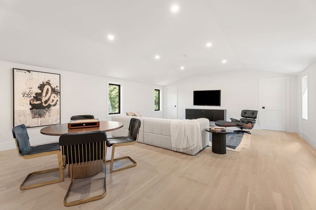 48 Sherburne Road Lexington, MA 02421 - Photo 33 of 40