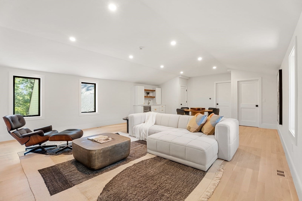 48 Sherburne Road Lexington, MA 02421 - Photo 34 of 40