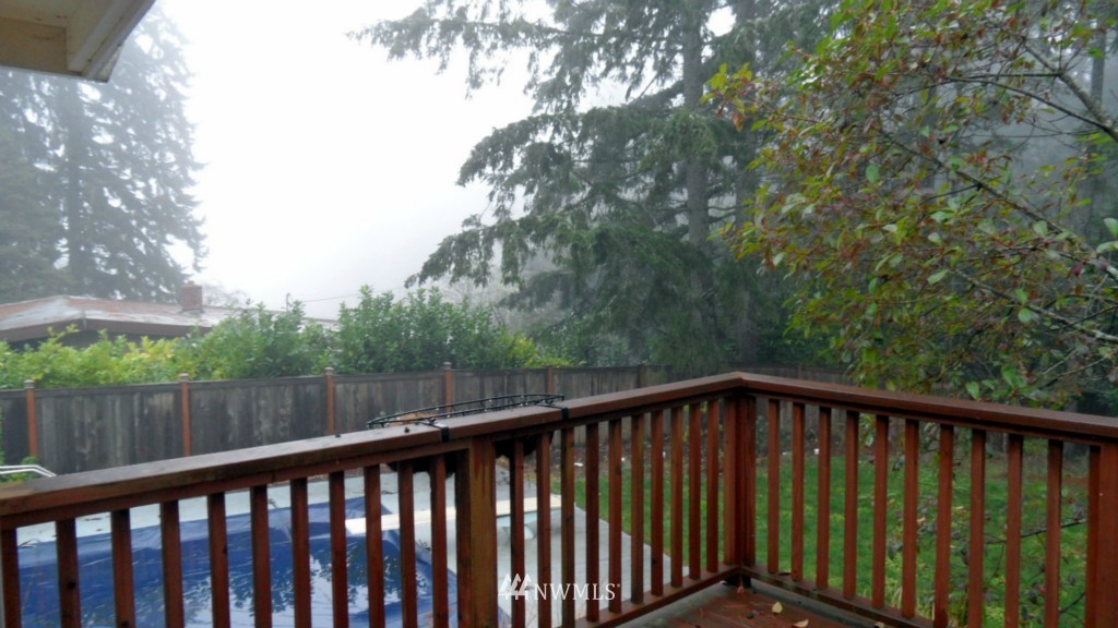 2255 Northeast Riddell Road Bremerton, WA 98310 - Photo 12 of 14 Gallery Image 12