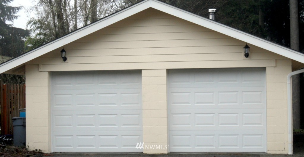 2255 Northeast Riddell Road Bremerton, WA 98310 - Photo 13 of 14 Gallery Image 13