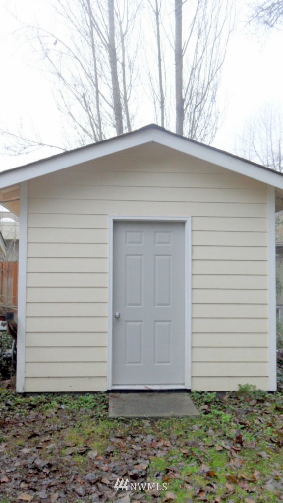 2255 Northeast Riddell Road Bremerton, WA 98310 - Photo 14 of 14 Gallery Image 14